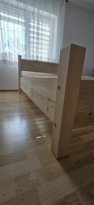 Łóżko drewniane różne