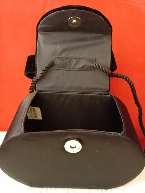 Torebka czarna z zamszu