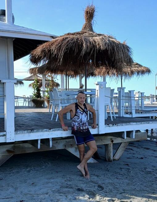 Singiel bez nałogów pozna Pani z wrocławia.