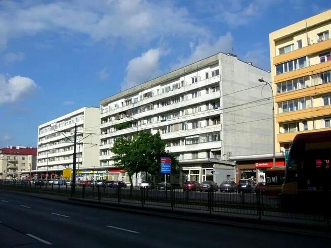 Stara Ochota, ul. Grójecka, przy ul. Wawelskiej, duży balkon
