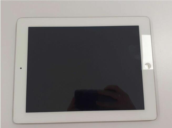 Tablet iPad 2 16Gb Wi-Fi 2011 rok