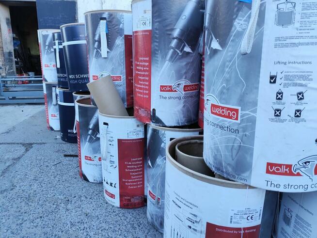 Oddam beczki kartonowe ZA DARMO – kto pierwszy, ten lepszy