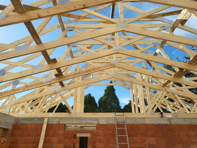 Dekarz, cieśla - monter wiązarów