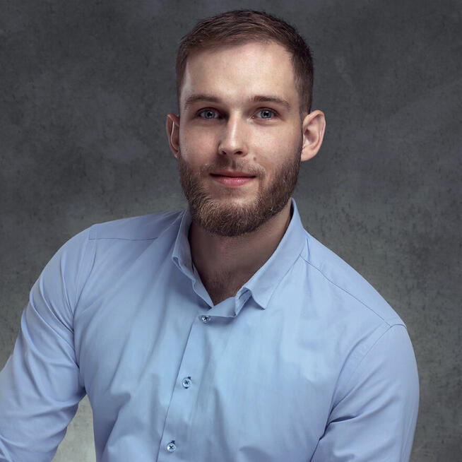 Zdjęcia Biznesowe i do Dokumentów - Kraków - Gamaya Studio