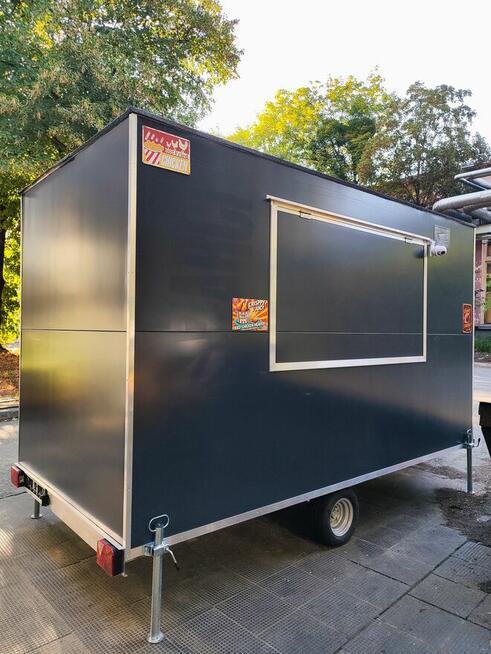 Przyczepa gastronomiczna 4x2m,kurczak z rożna, food truck, got