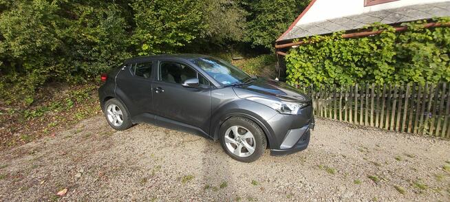 Sprzedam Toyotę C-HR