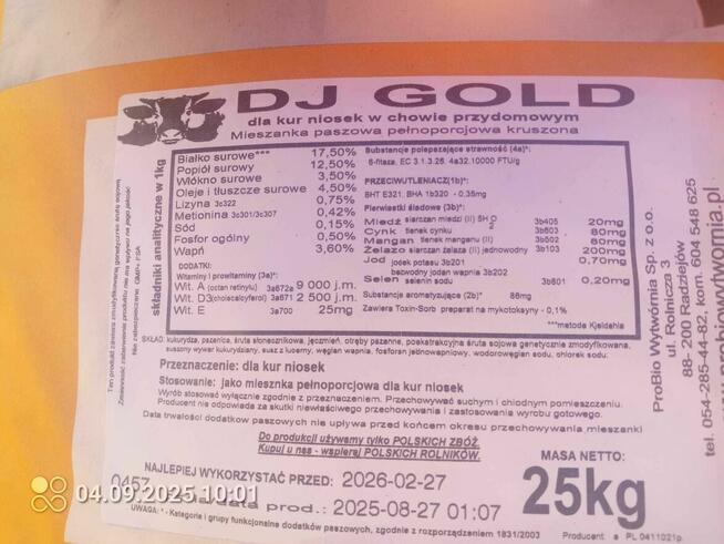 Sprzedaż paszy i karmy dla drobiu.