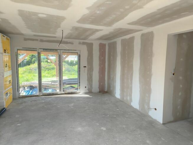 Dom w stanie deweloperskim