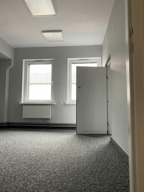 Pomieszczenie biurowe 26 m2