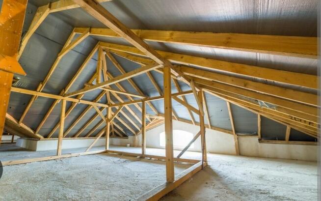 Szukam dwóch osób do murowana poddasza - okolice Skały