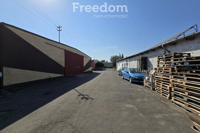 Działka na sprzedaż z przeznaczeniem komercyjnym