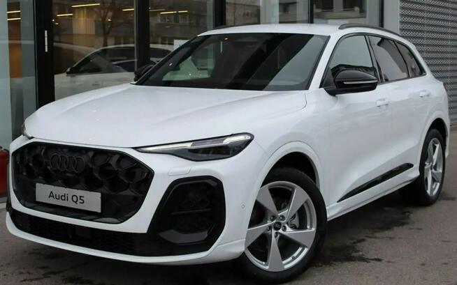 Audi Q5 TDI Quattro (204 KM) Dostępne różne opcje kolorów i wyposażenia!