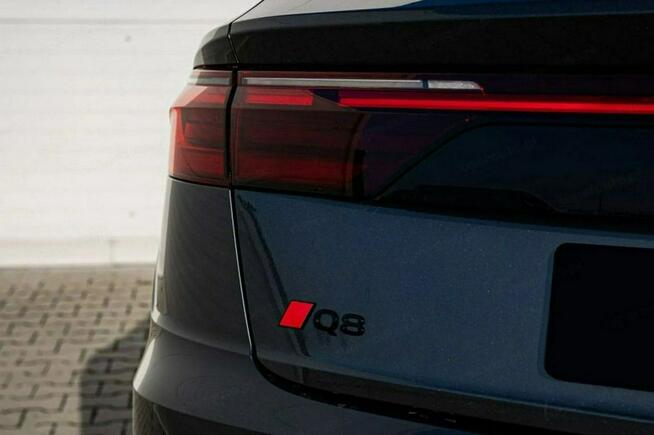 Audi Q8 45 TDI quattro 231 KM, gotowy do odbioru, Rabat 93 600 zł