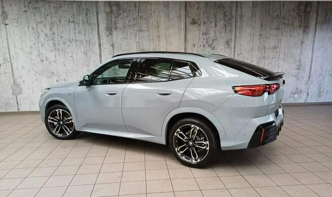 BMW X2 sDrive20i (170 KM), rabat 45 602 zł