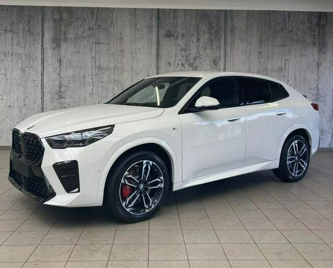 BMW X2 sDrive20i (170 KM), rabat 45 602 zł