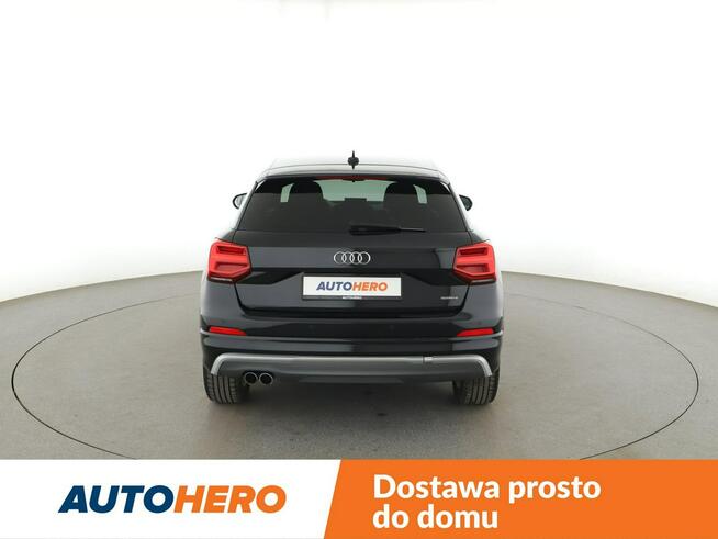 Audi Q2 4x4 S-tronic full LED klima auto grzane fotele czujniki parkowania