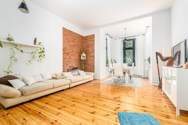 Wyjątkowe 4.pok. mieszkanie z duszą w kamienicy!