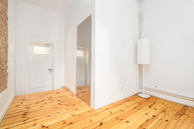 Wyjątkowe 4.pok. mieszkanie z duszą w kamienicy!