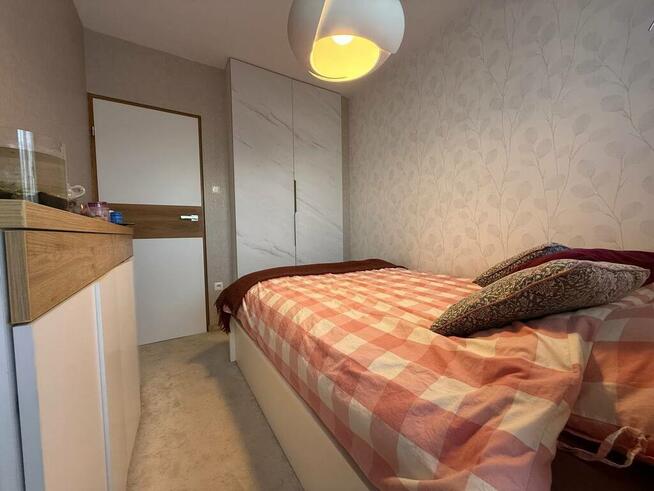 Duże mieszkanie z wyposażeniem, trzy balkony