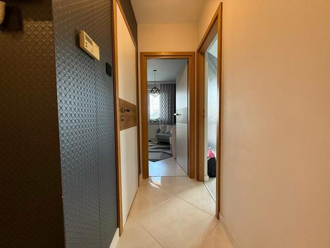 Duże mieszkanie z wyposażeniem, trzy balkony