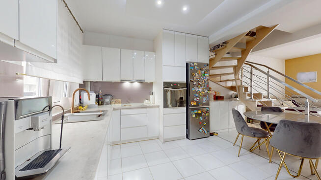 Na sprzedaż Segment 79,59m2 z dużym ogródkiem