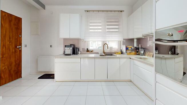 Na sprzedaż Segment 79,59m2 z dużym ogródkiem