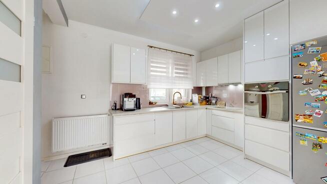 Na sprzedaż Segment 79,59m2 z dużym ogródkiem