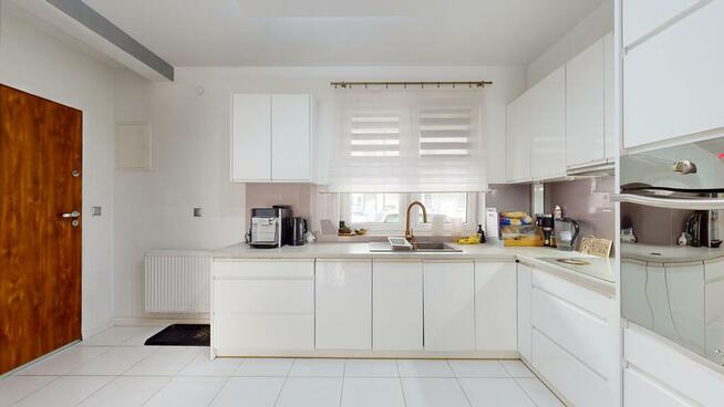 Na sprzedaż Segment 79,59m2 z dużym ogródkiem