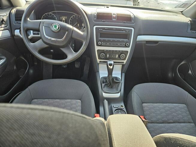 Škoda Octavia Klimatronic dwu strefowy / Podgrzewane fotele / Tempomat