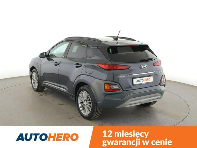 Hyundai Kona klima auto navi kamera i czujniki parkowania ACC