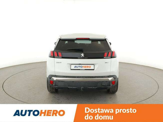 Peugeot 3008 półskóra virtual cocpit navi klima auto kamera i czujniki parkowania
