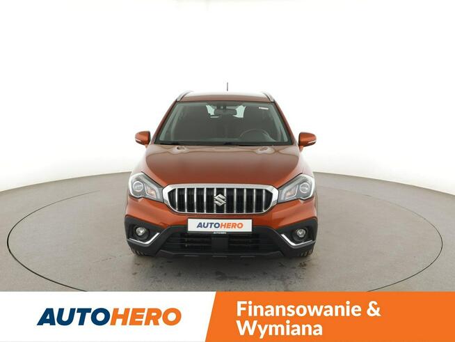 Suzuki SX4 klima auto grzane fotele kamera i czujniki parkowania