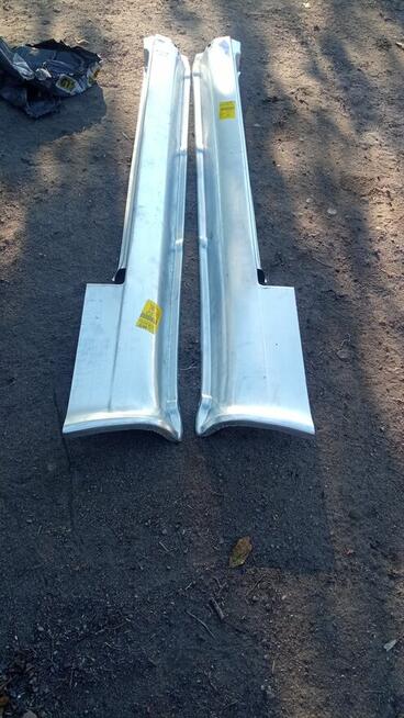 Progi zewnętrzne prawe i lewe Fiat 500