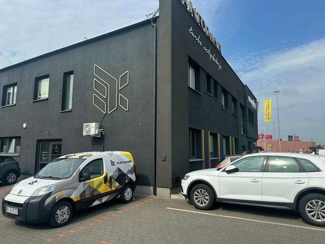 Do wynajęcia budynek o powierzchni 500m2 +1100 m2