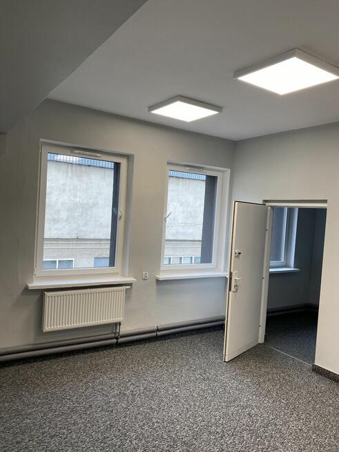 Pomieszczenie biurowe 26 m2
