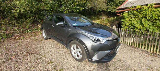 Sprzedam Toyotę C-HR