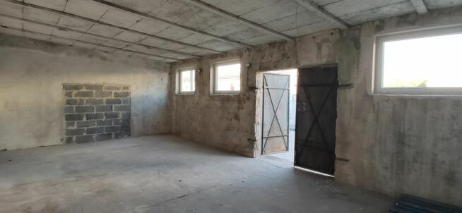 Wynajmę magazyn w Radomiu w pobliżu lotniska