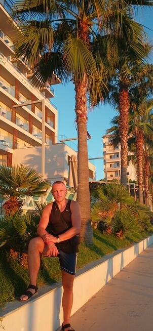 Singiel bez nałogów pozna Pani z wrocławia.