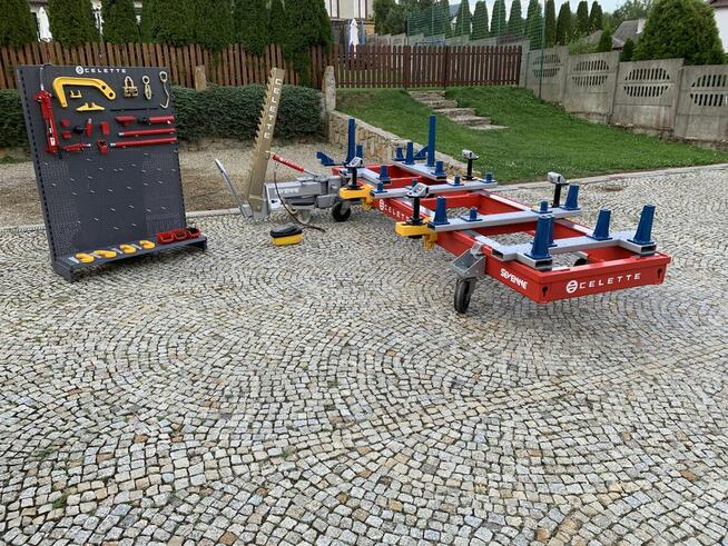 Celette Sevenne rama blacharska