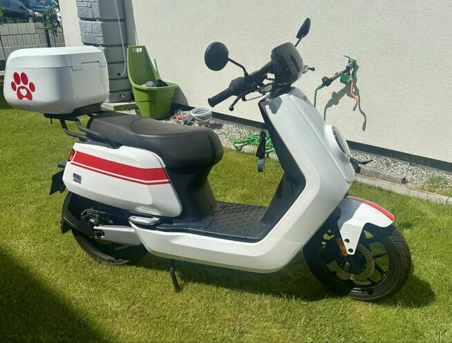 Skuter elektryczny NIU NQI GTS pierwsza wlascicielka dodatki