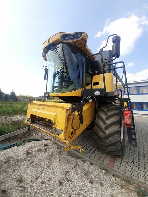 Kombajn New Holland CX5080 Elevation