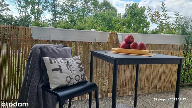 Urządzona Mikro Kawalerka z Balkonem i Ogrodem !