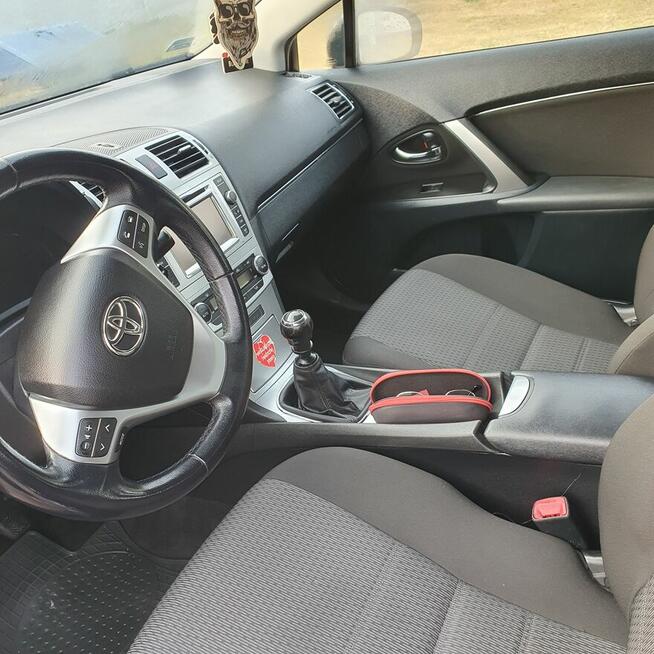 Sprzedam Toyota Avensis T27