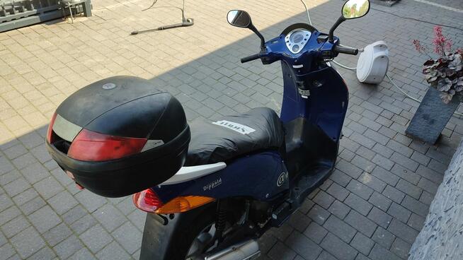 Skuter Honda NES125