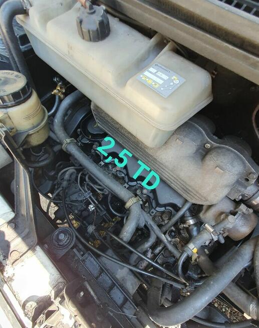 Sprzedam samochód turystyczny Peugeot Boxer 2,5 TD