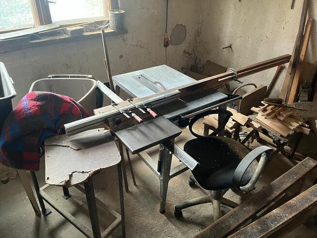 Syndyk sprzeda - wyposażenie zakładu stolarskiego - 40%