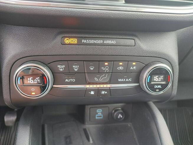 Ford Kuga Salon Polska fv23