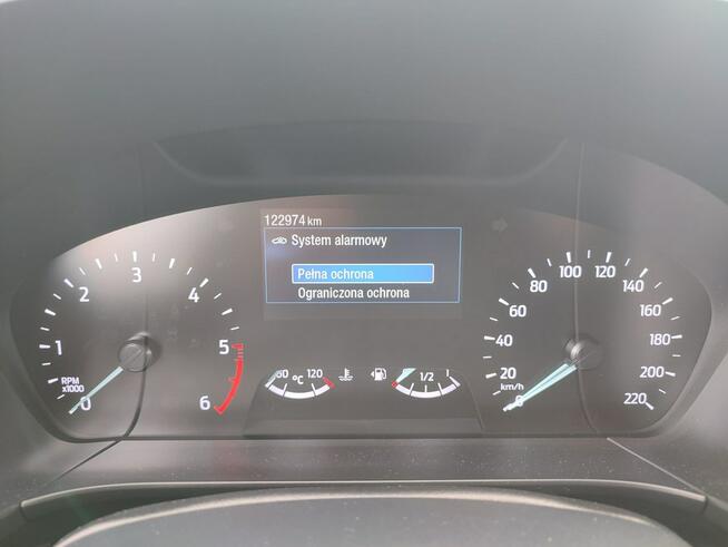 Ford Kuga Salon Polska fv23