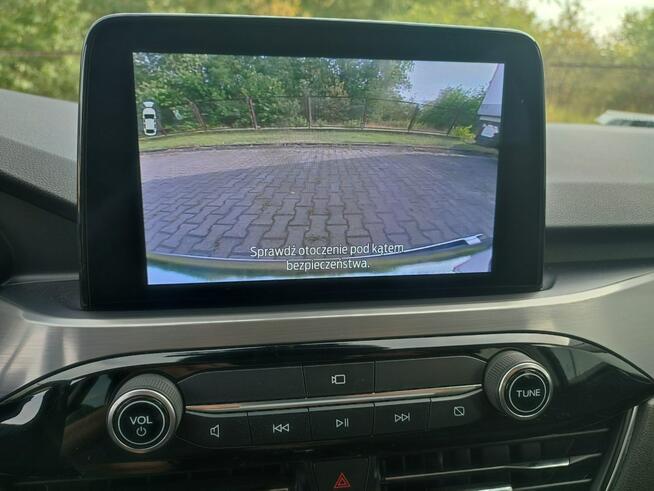 Ford Kuga Salon Polska fv23