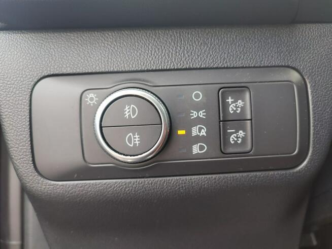 Ford Kuga Salon Polska fv23